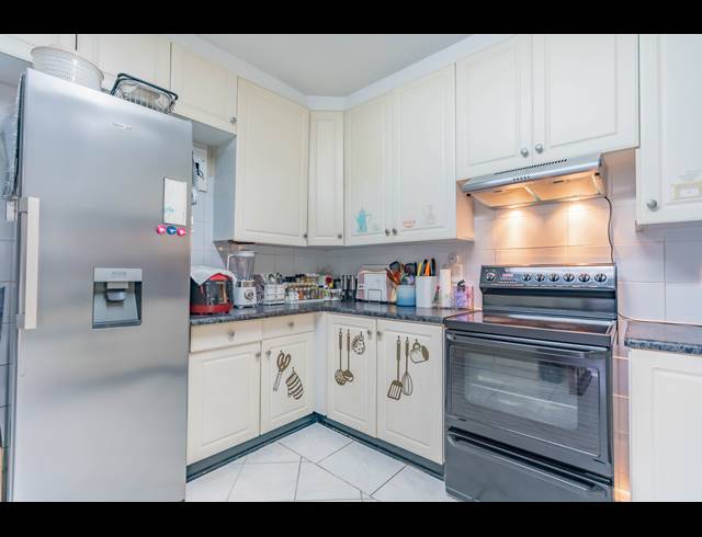 4 BEDROOM TOWNHOUSE FOR SALE IN MORNINGSIDE